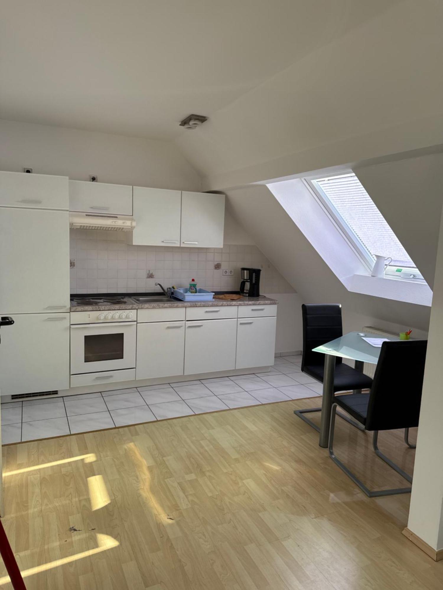 לייפציג Kuschelige Dachgeschosswohnung Am Clarapark מראה חיצוני תמונה